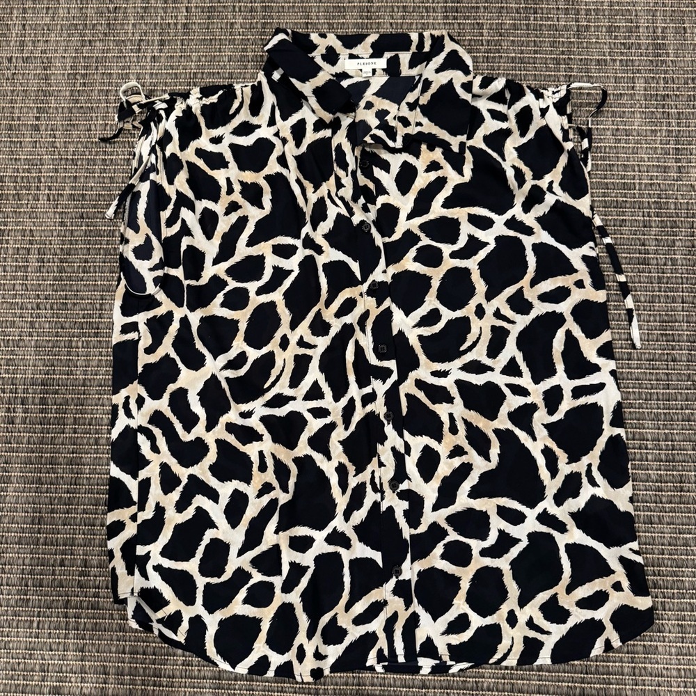 Pleione Black and White Animal Print Button Down Shirt